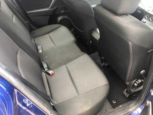 mazda 323 isofix