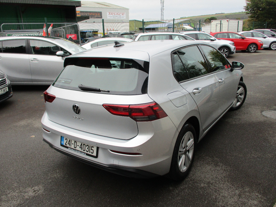 2024 Volkswagen Golf 1L Petrol For Sale Images