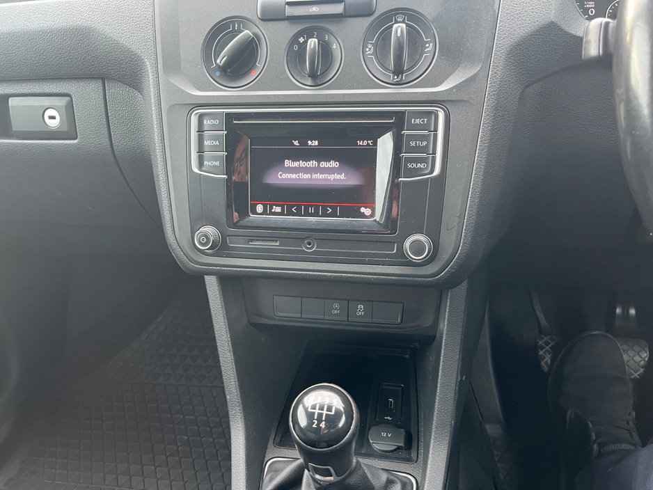 2020 Volkswagen Caddy 2L Diesel For Sale Images