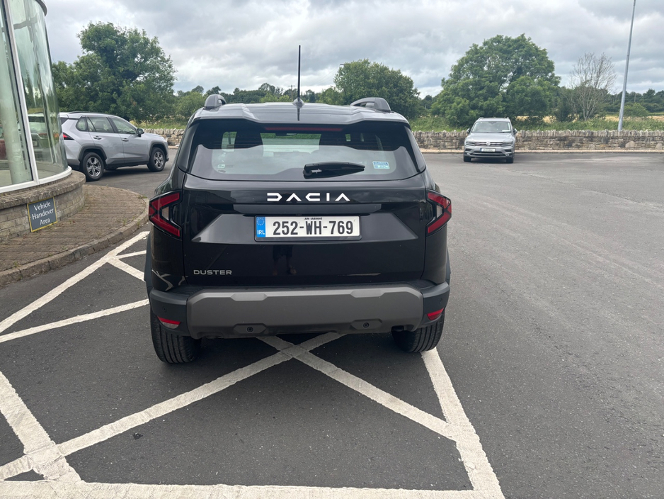 2025 Dacia Duster 1.2L Petrol Hybrid For Sale Images