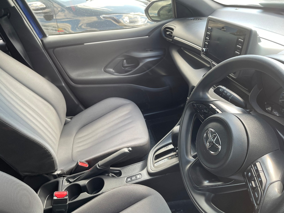 2021 Toyota Yaris 1.5L Petrol Hybrid For Sale Images