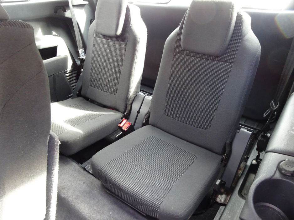 2016 Peugeot 5008 1.6L Diesel For Sale Images