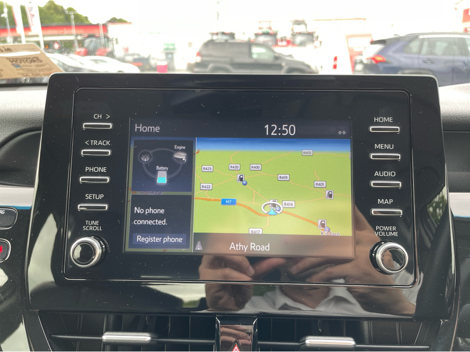 2022 Toyota Camry 2.5L Petrol Hybrid For Sale Images