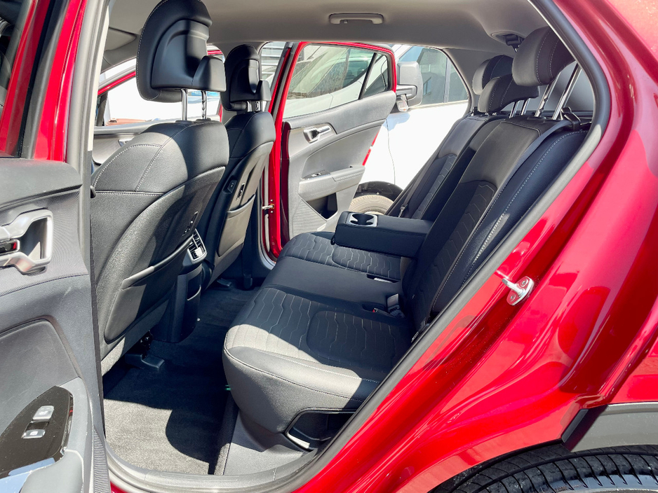 2024 Kia Sportage 1.6L Petrol Plug-in Hybrid For Sale Images