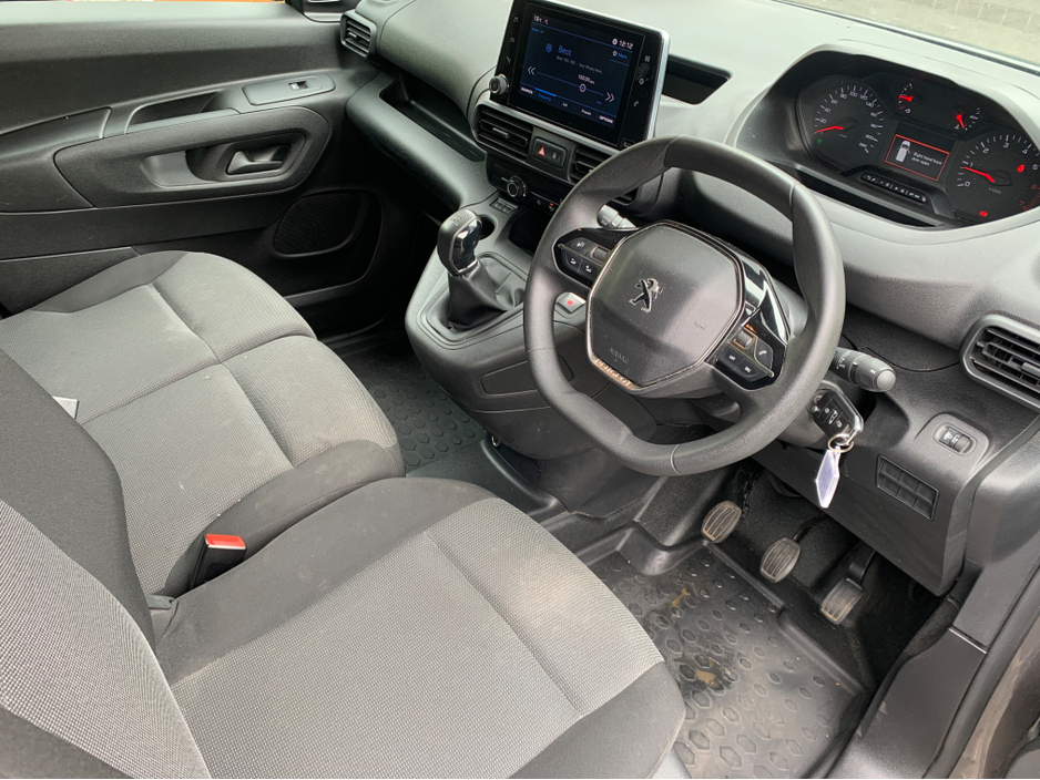 2021 Peugeot Partner 1.5L Diesel For Sale Images