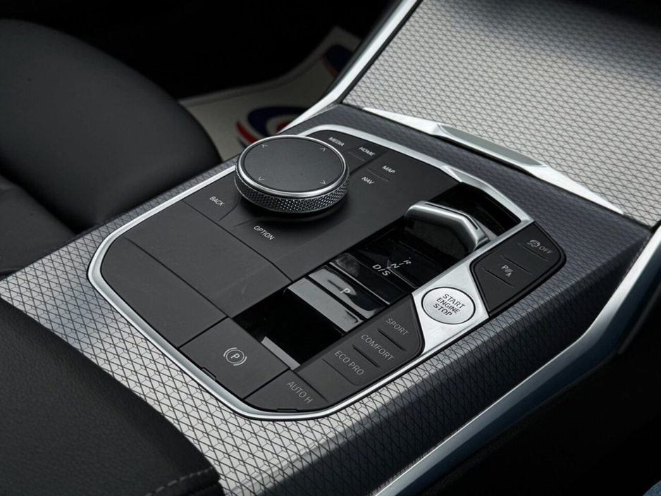 2023 BMW 3 Series 2L Diesel Hybrid For Sale Images