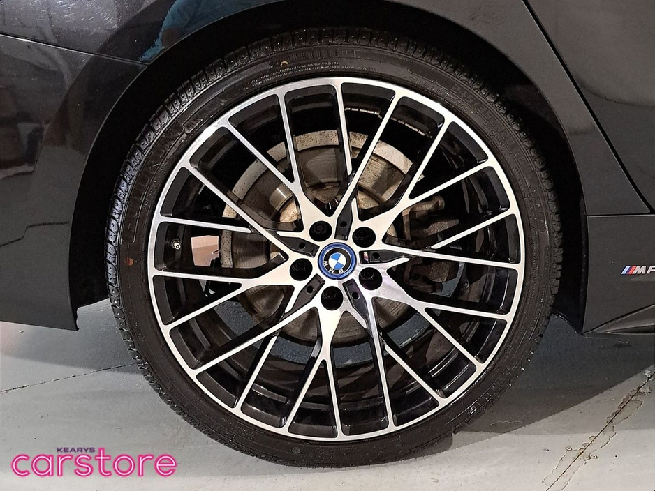 BMW 3 Series 330e M Sport *M PERFORMANCE EXTERIOR KIT* — thumbnail 14