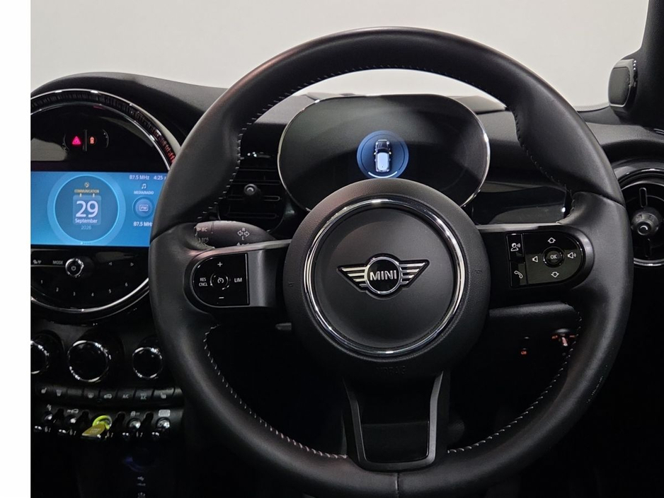 2022 MINI Hatch 0L Electric For Sale Images
