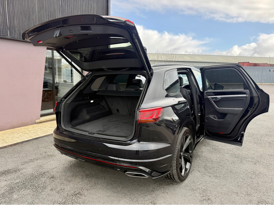 2022 Volkswagen Touareg 3L Diesel For Sale Images