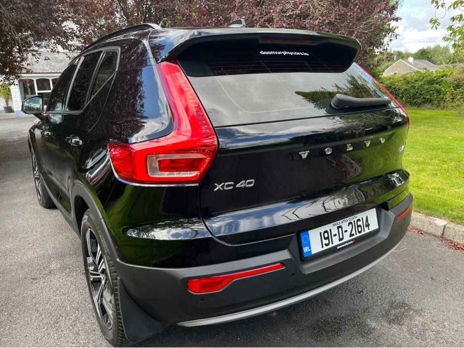 2019 Volvo XC40 2L Diesel For Sale Images