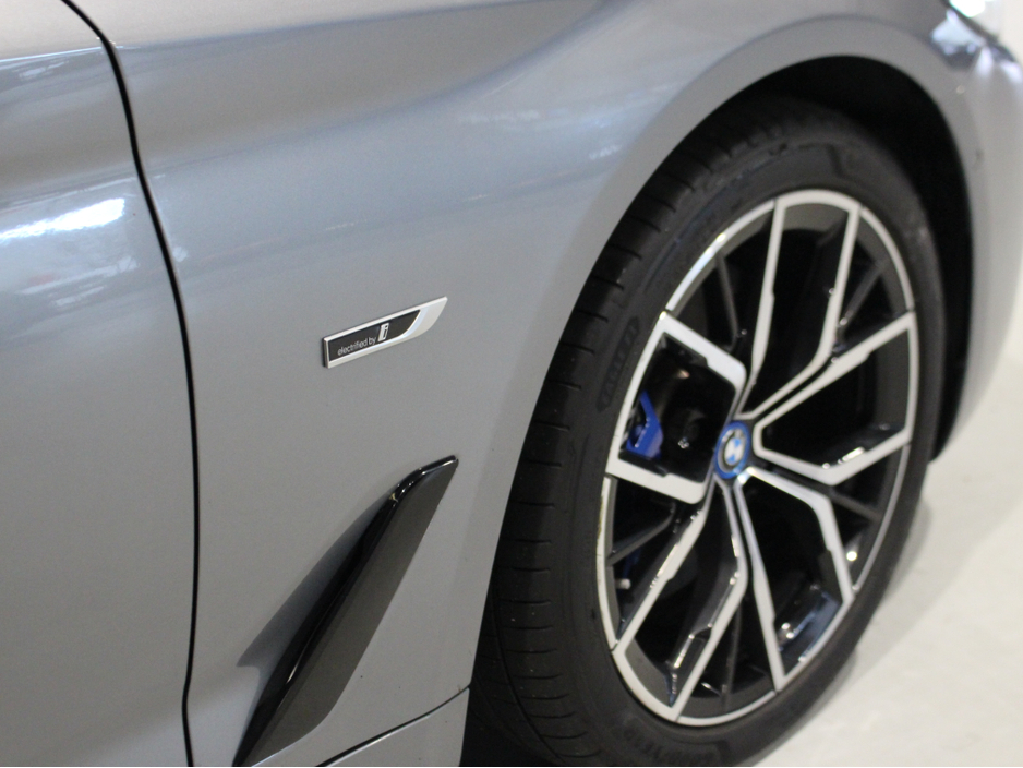 2022 BMW 5 Series 2L Hybrid For Sale Images