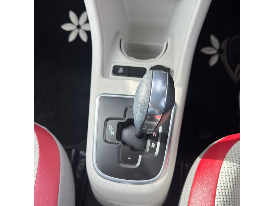 Volkswagen up! — thumbnail 21