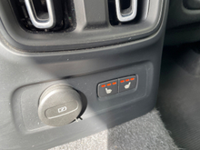 2023 Volvo XC40 1.5L Petrol Plug-in Hybrid For Sale Images