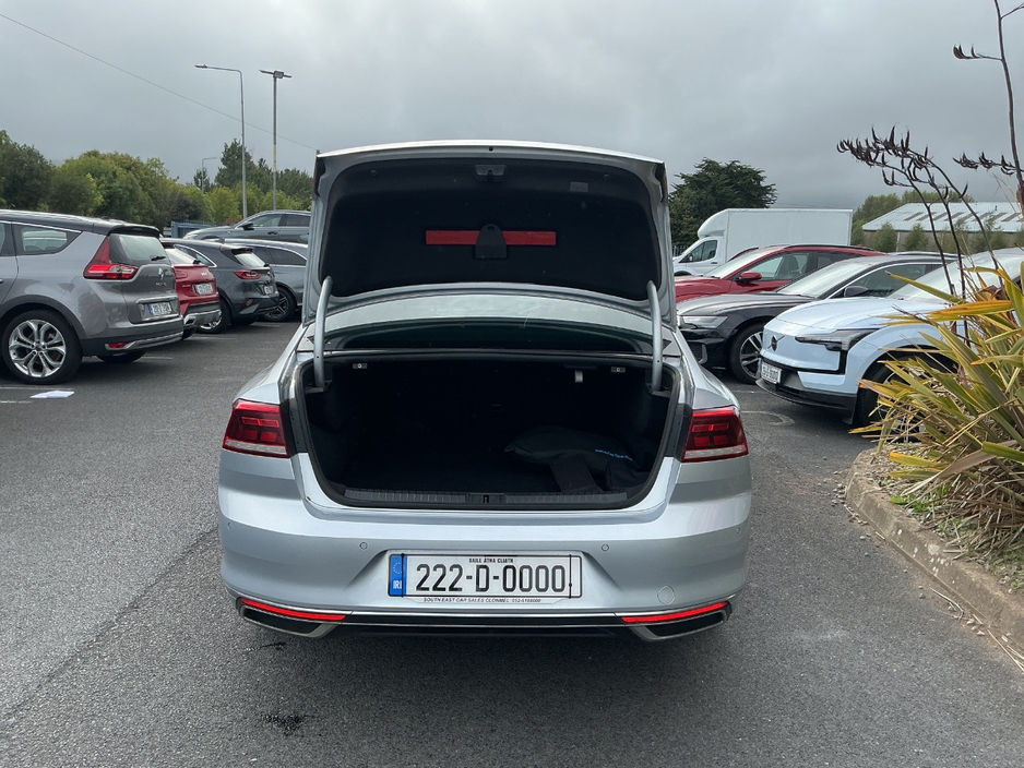 2022 Volkswagen Passat 1.4L Hybrid For Sale Images