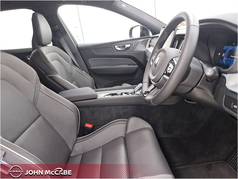 2026 Volvo XC60 2L Petrol Plug-in Hybrid For Sale Images