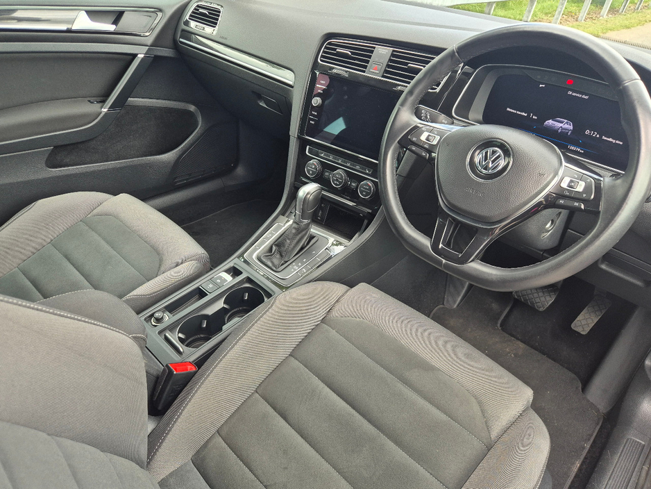 2018 Volkswagen Golf 1L Petrol For Sale Images