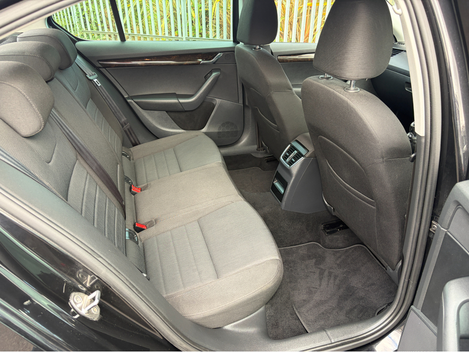 2015 Skoda Octavia 1.6L Diesel For Sale Images