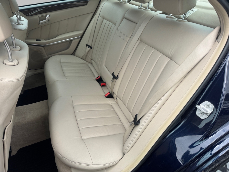 2015 Mercedes-Benz E Class 2.1L Diesel For Sale Images