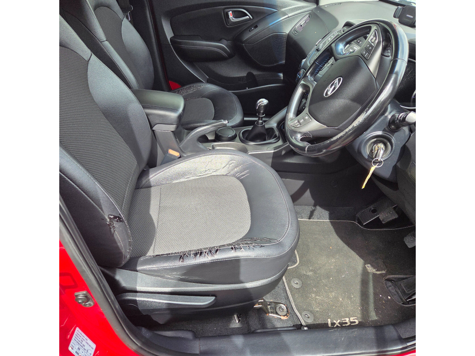 2014 Hyundai ix35 1.7L Diesel For Sale Images