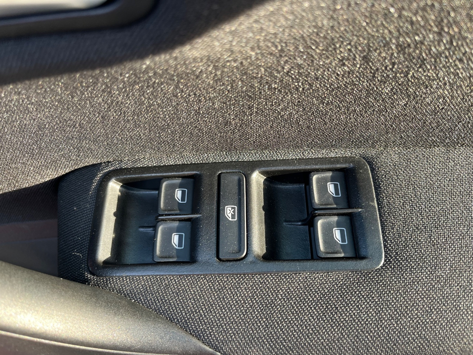 2016 Volkswagen Polo 1.2L Petrol For Sale Images
