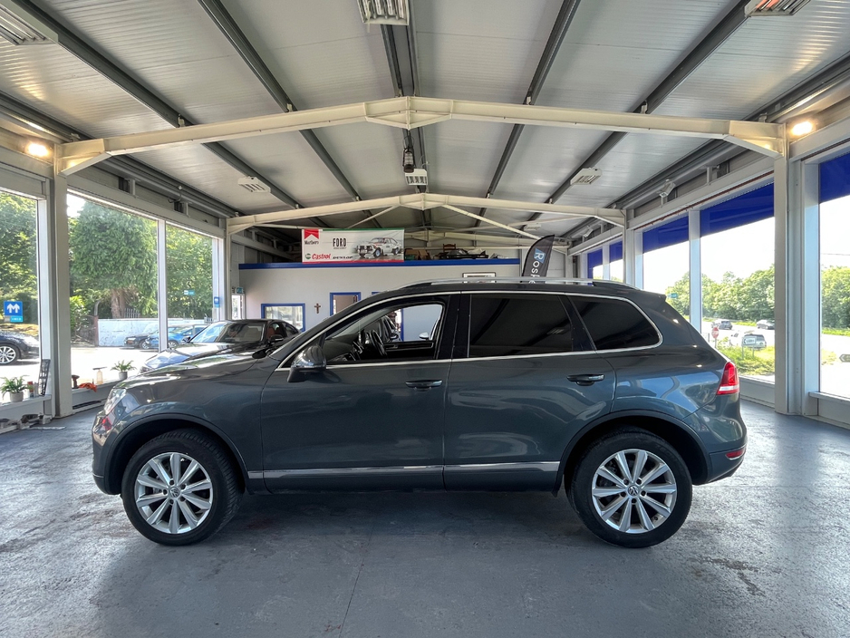 2013 Volkswagen Touareg 3L Diesel For Sale Images