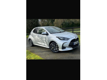 Toyota Yaris 1.0 VVT-i 3Dr Terra