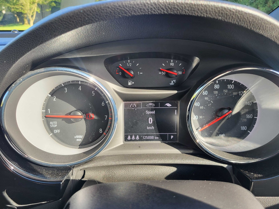 Vauxhall Astra 1.4 I TURBO SRI - Auto — thumbnail 8
