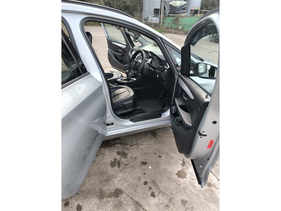 BMW 2 Series 216D SE ZA2J 4DR GRAN TOURER — thumbnail 3
