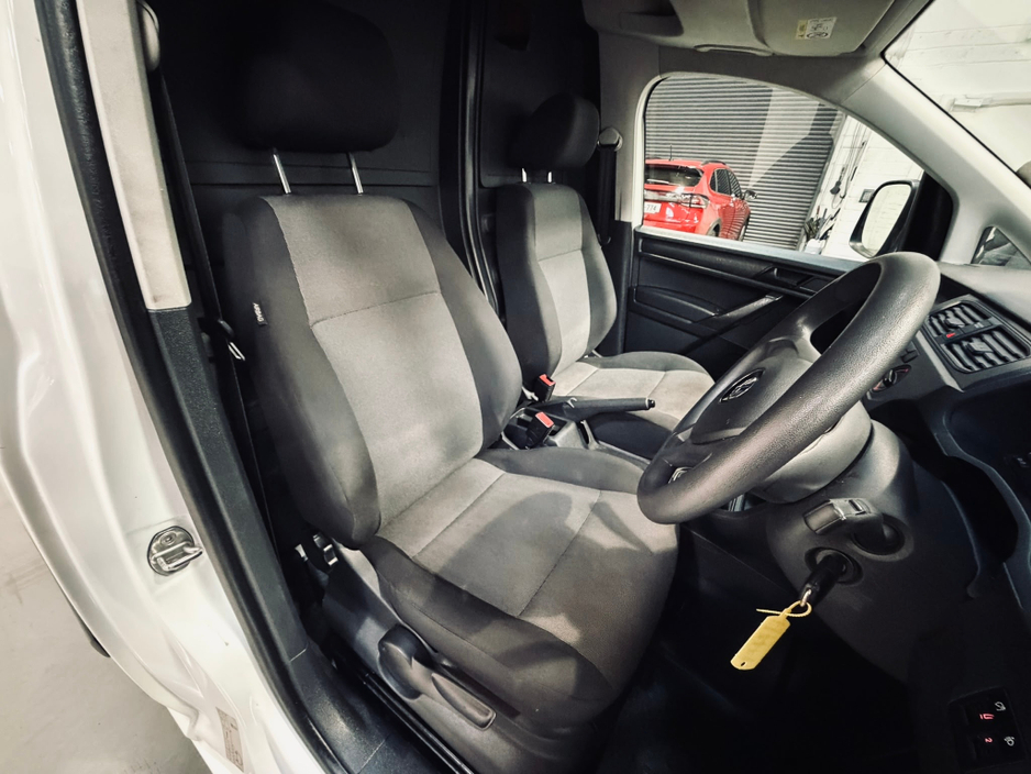 2019 Volkswagen Caddy 2L Diesel For Sale Images