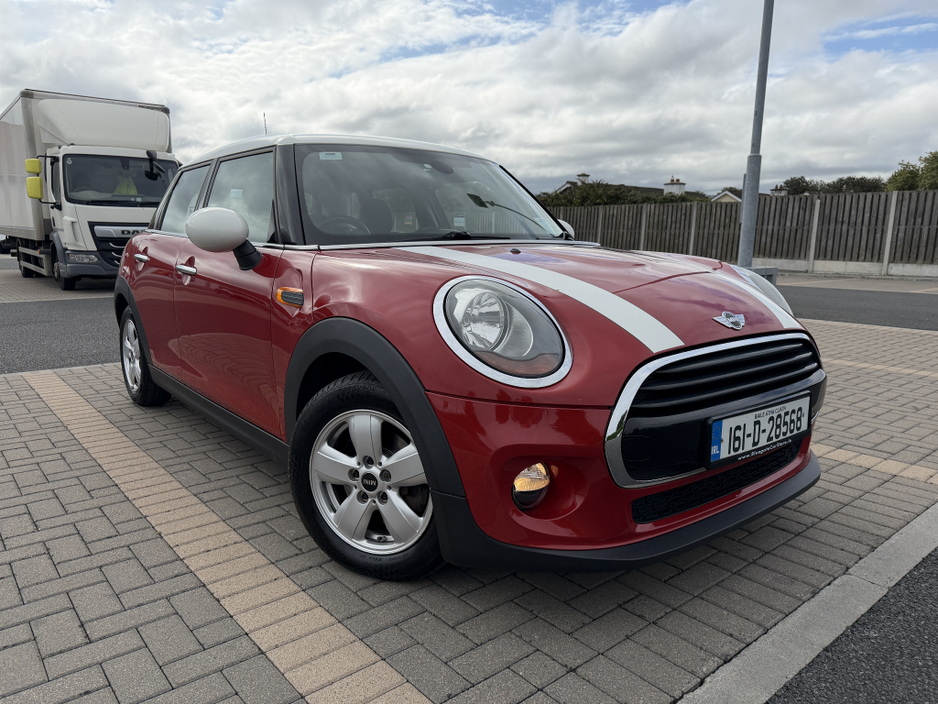 2016 MINI Hatch