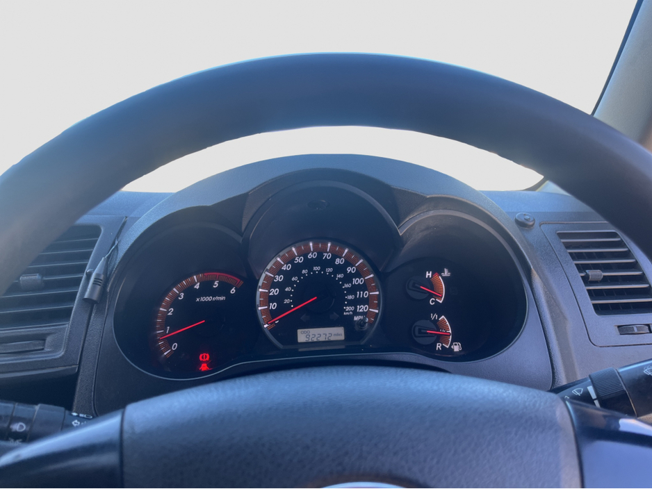 2016 Toyota Hilux 2.5L Diesel For Sale Images
