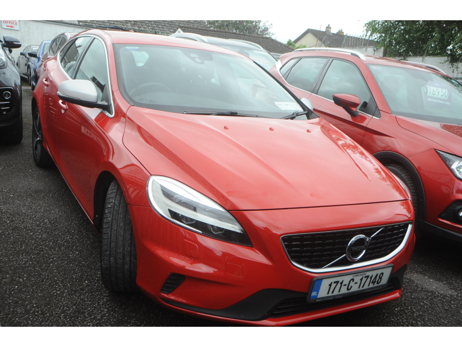 Used Volvo V40 2017 in Cork