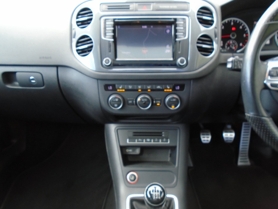 2015 Volkswagen Tiguan 2L Diesel For Sale Images