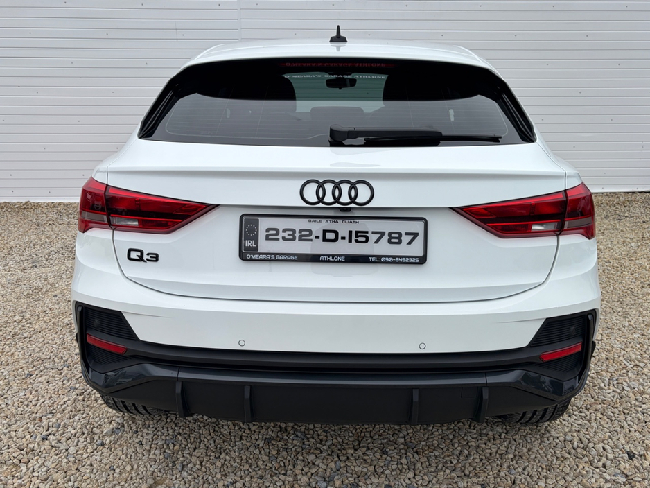 2023 Audi Q3 1.4L Petrol Plug-in Hybrid For Sale Images