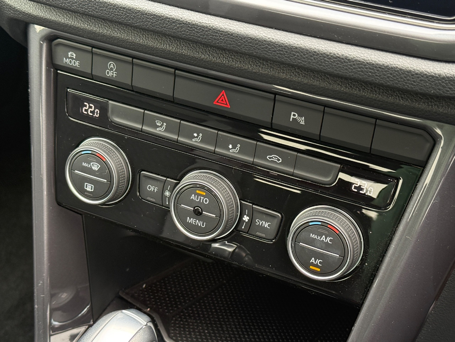 2021 Volkswagen T-Roc 2L Diesel For Sale Images