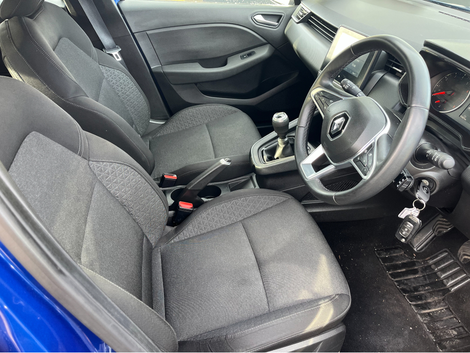 2022 Renault Clio 1L Petrol For Sale Images