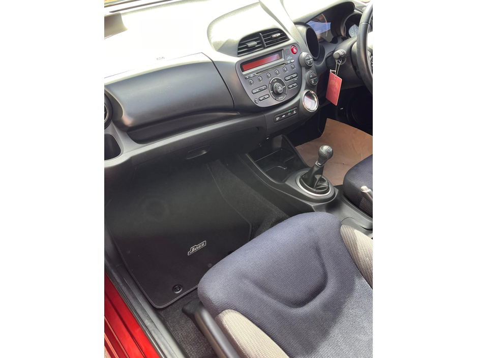 Honda Jazz 1.4 I VTEC ES+ 5DR — thumbnail 9