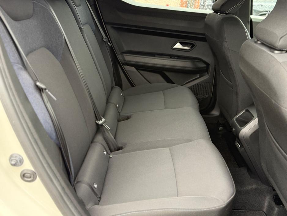 2025 Dacia Duster 1.6L Petrol Hybrid For Sale Images