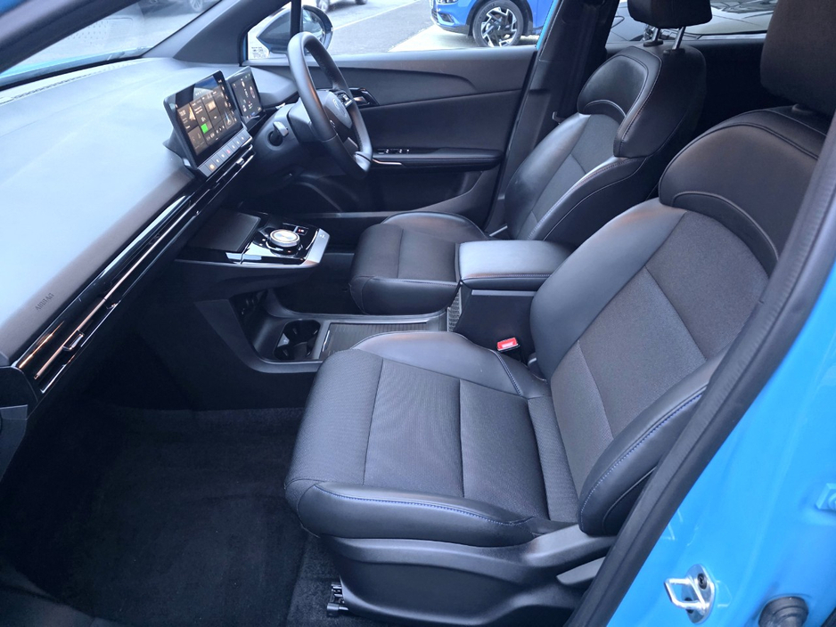 2023 MG 4 0L Electric For Sale Images