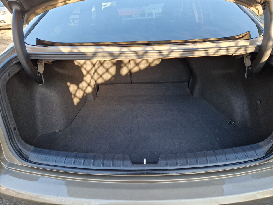 2015 Hyundai i40 1.7L Diesel For Sale Images