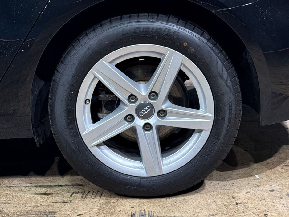 Audi A3 1.4 TSI AUTOMATIC - FACTORY ALLOYS - CRUISE CONTROL - REAR CAMERA — thumbnail 10