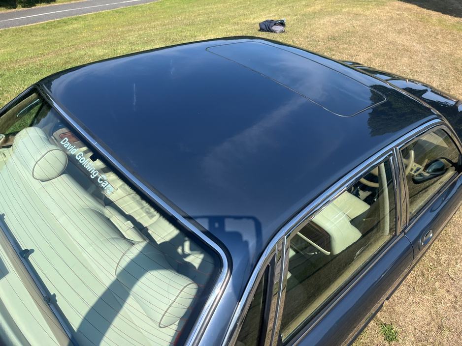 1995 Daimler Saloon 4.1L Petrol For Sale Images