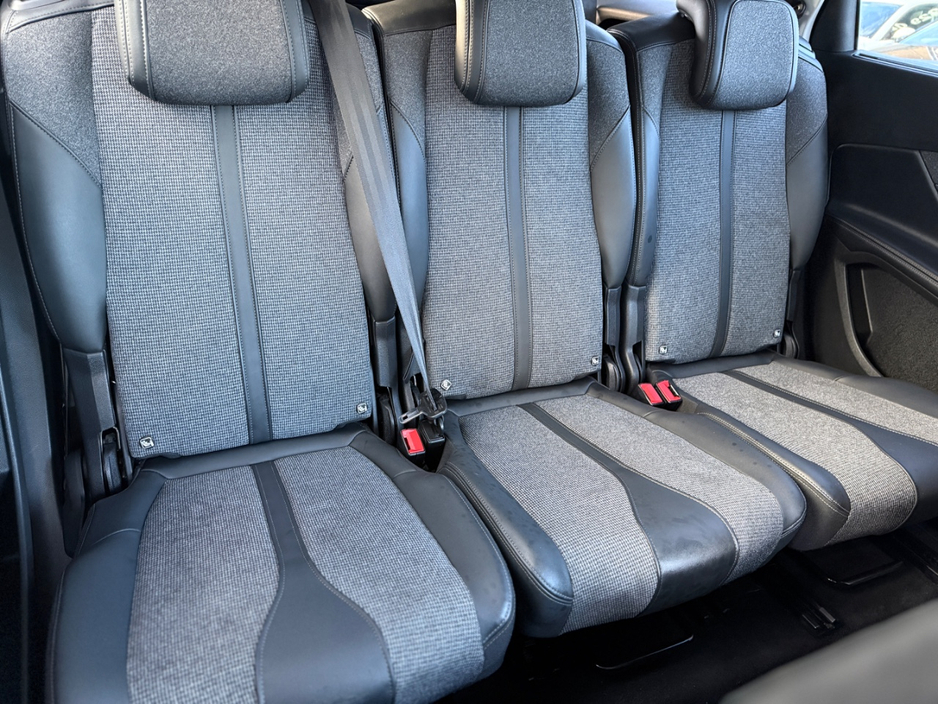 2019 Peugeot 5008 1.5L Diesel For Sale Images
