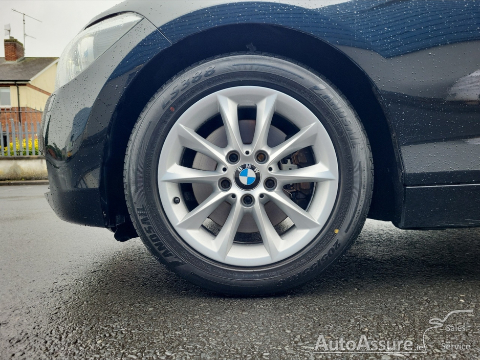 BMW 1 Series 116I SE *** Half Leather Interior / Reversing Camera / Daytime LED *** — thumbnail 32