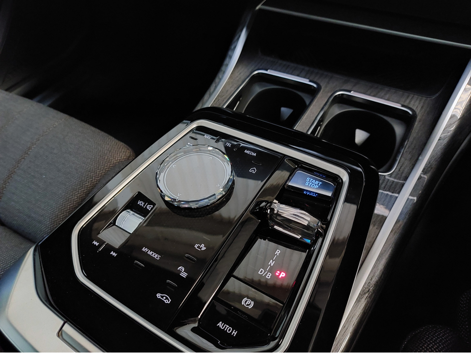 2024 BMW 7 Series 0L Electric For Sale Images