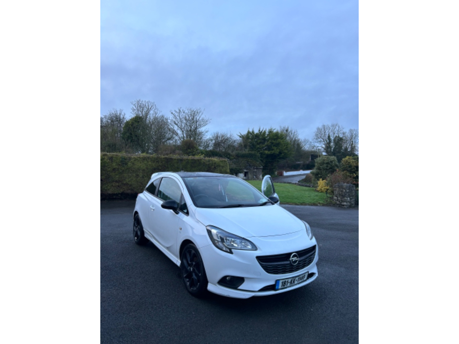 Opel Corsa CORSA-E 1.4 I 90PS 5SPEED 3DR SRI