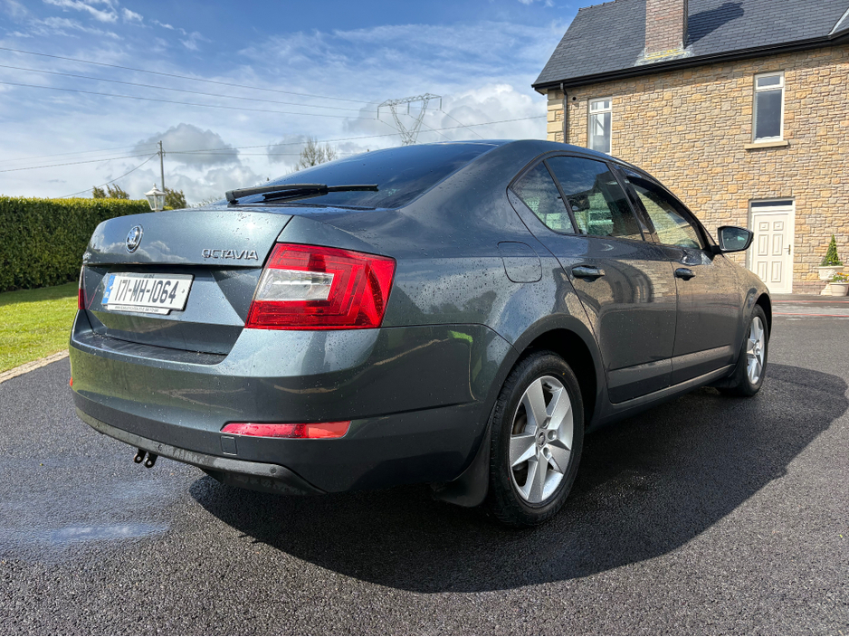 2017 Skoda Octavia 1.6L Diesel For Sale Images