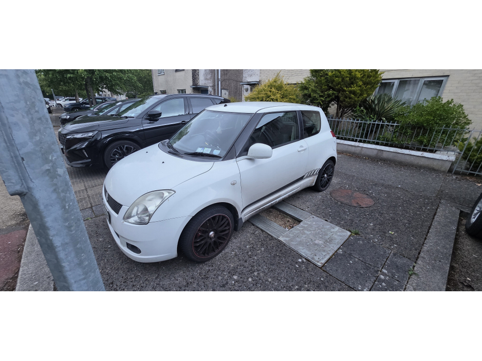 Suzuki Swift 1.3 GL 3DR — thumbnail 6
