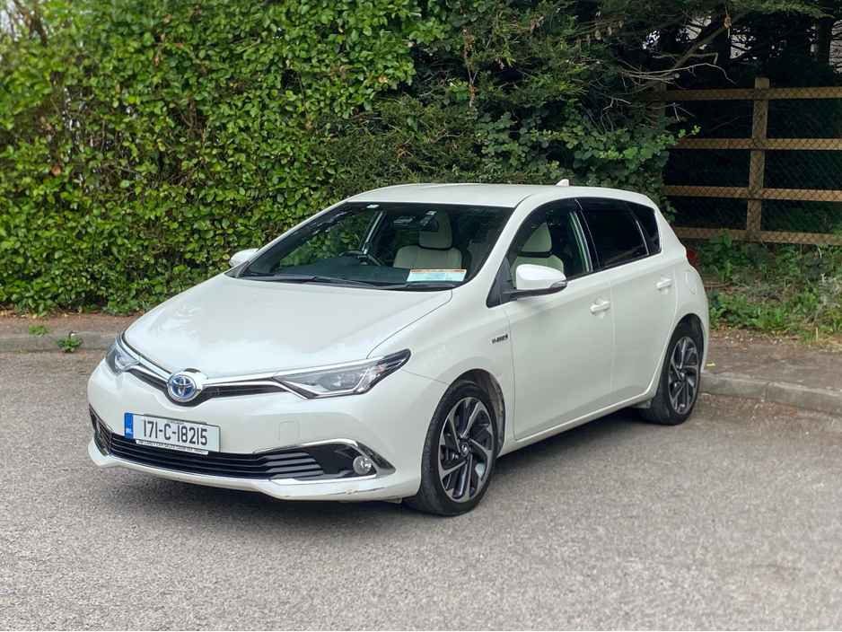 2017 Toyota Auris 1.8L Hybrid For Sale Images