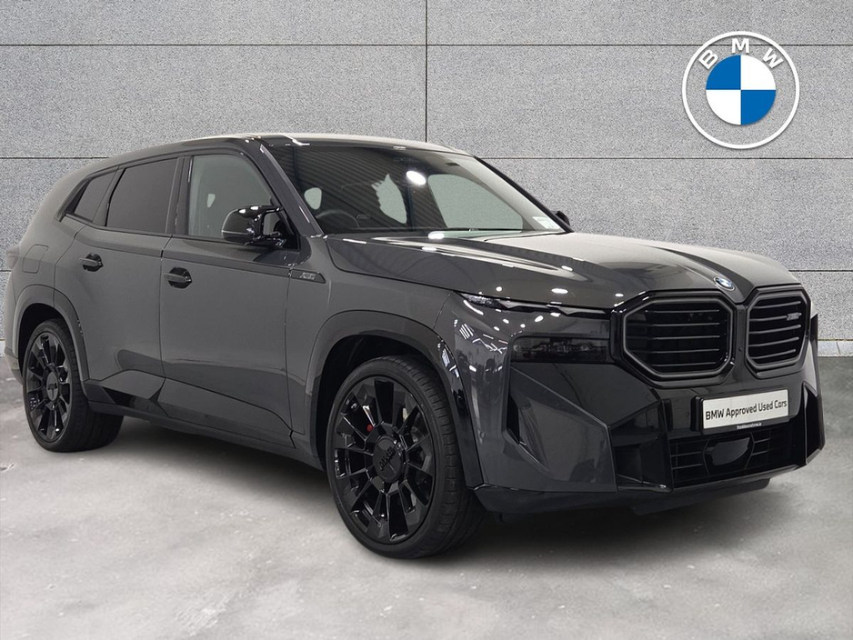 2026 BMW XM 3L Petrol Plug-in Hybrid For Sale Images